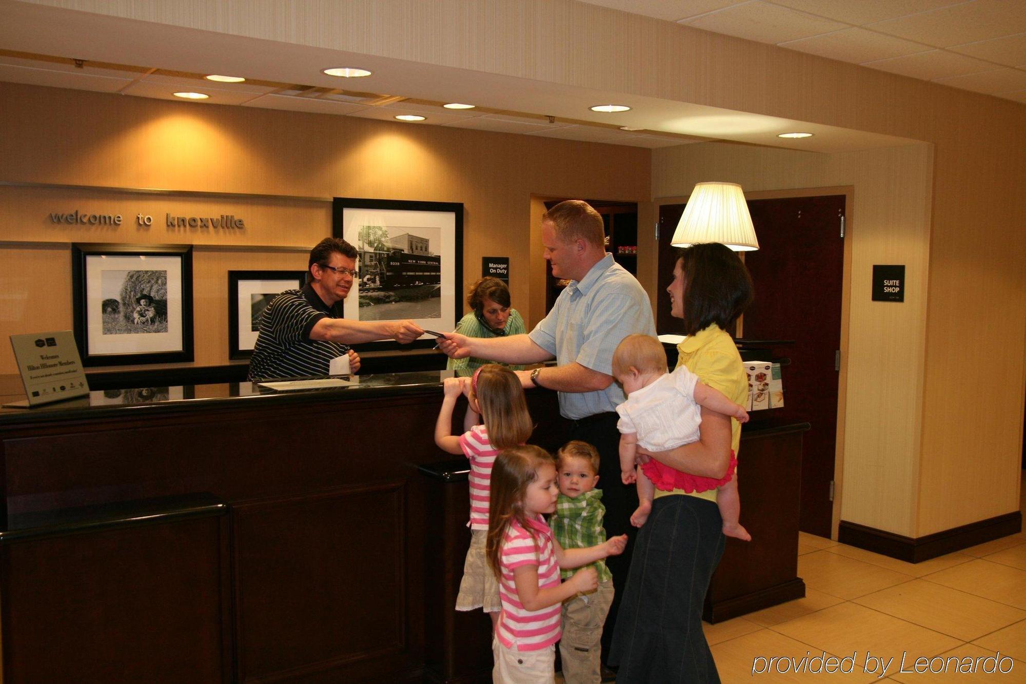 Hampton Inn & Suites-Knoxville/North I-75 Eksteriør billede