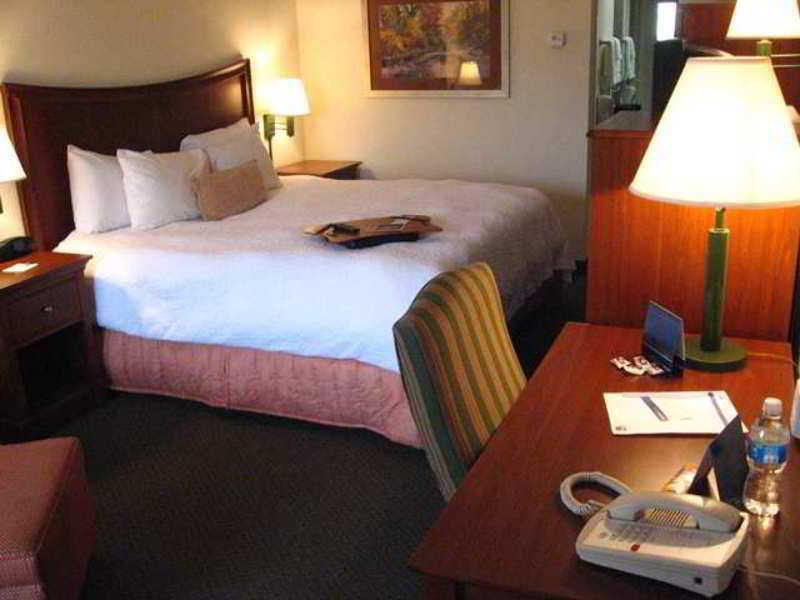 Hampton Inn & Suites-Knoxville/North I-75 Værelse billede